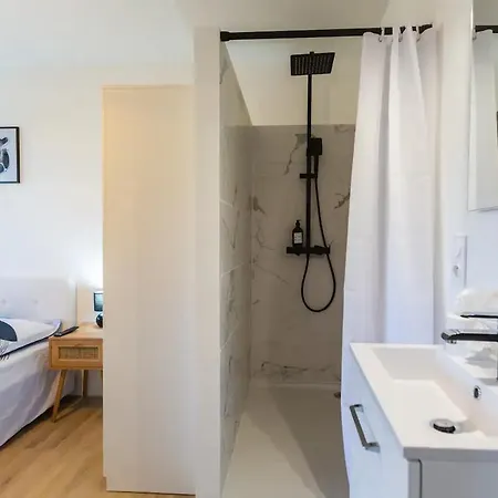T5 Ideal Groupes & Familles, St Charles-joliette Apartment