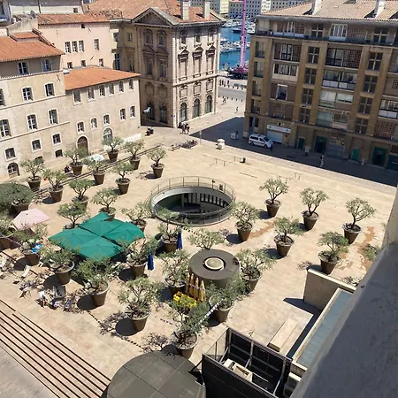 Apartmán Click! Magical Views Notre-dame, Vieux Port & Rooftops - Walk To *