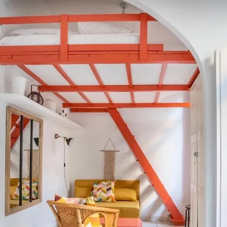 Un Au Centre-ville Avec Cour Prive De 35m Apartment *