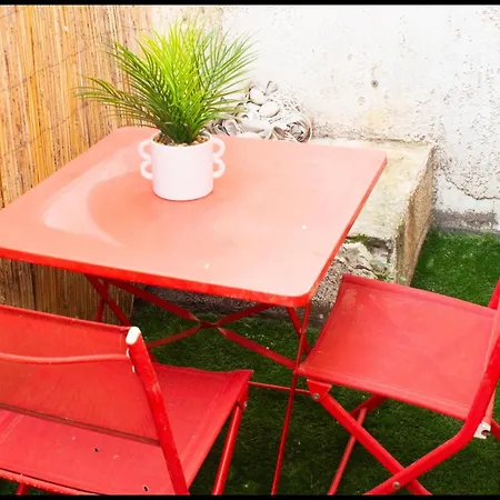 Apartment La Calade Enchantee Pour 4 *