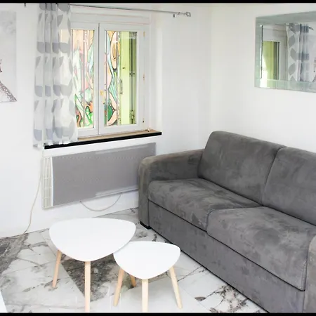 Apartment La Calade Enchantee Pour 4 *