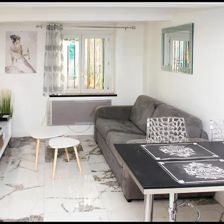Apartment La Calade Enchantee Pour 4 Marseille