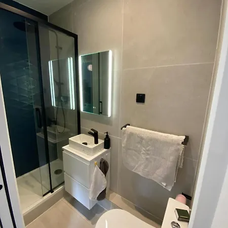 Flc - T2 Premium - Clim - Castellane - New Apartment *