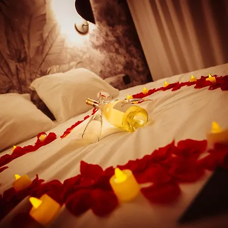 Du Mont D'or - Baignoire - Minibar Offert Romantiskt hotell Marseille