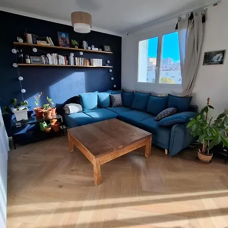 T2 With Wifi And Balcony In * Marseille