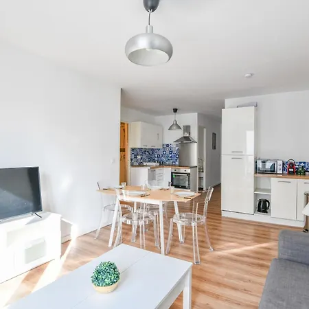 3 Ch Avec Balcon A La Joliette Apartman *