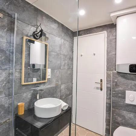 Le Breteuil - Standing Proche Vieux-port Apartamento Marselha