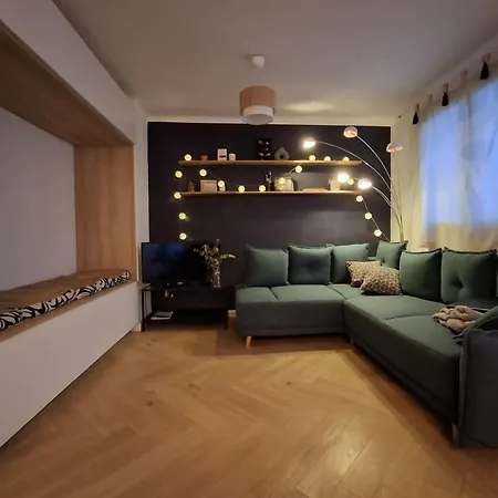 Apartment T2 With Wifi And Balcony In *