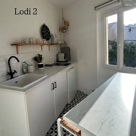 Le Lodi