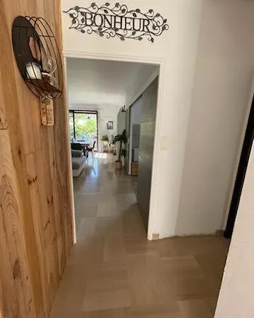 De 13 *