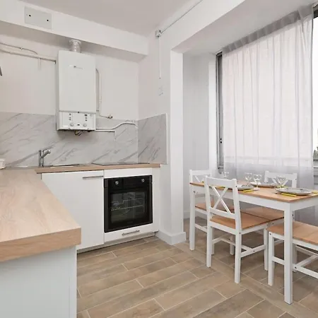 2 Pieces Avec Balcon Appartamento
