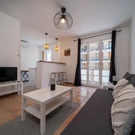 Climatise Avec Parking 4 Couchages A 5min A Pieds De La Gare St Charles Apartment *