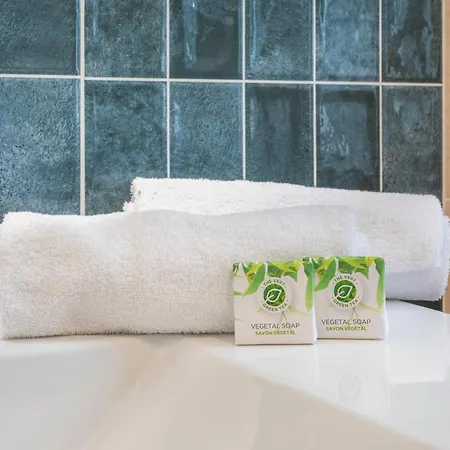 Residhotel Vieux Port Aparthotel 3*