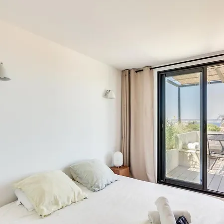 Seaside Architect Contemporary House Marseille