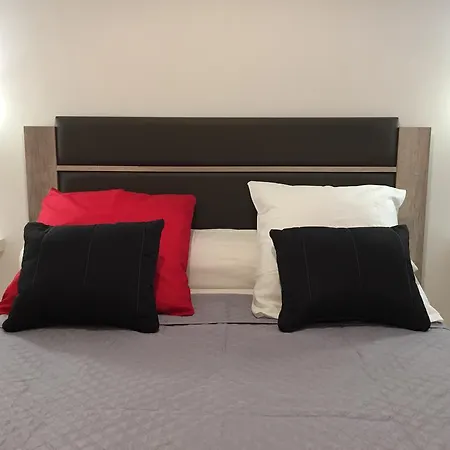 Le Vieux Port Apartment *
