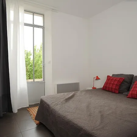 Maison- Appart La Mistoune Hébergement de vacances *
