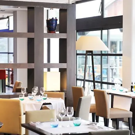 Hotel New Of - Vieux Port 4*