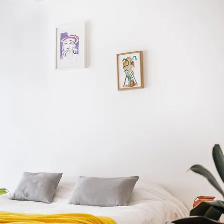 Les Lofts Du Vieux Port Apartment *