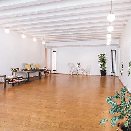 Les Lofts Du Vieux Port Apartment