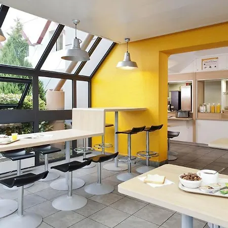 Ibis Budget Est Porte D'aubagne 2*