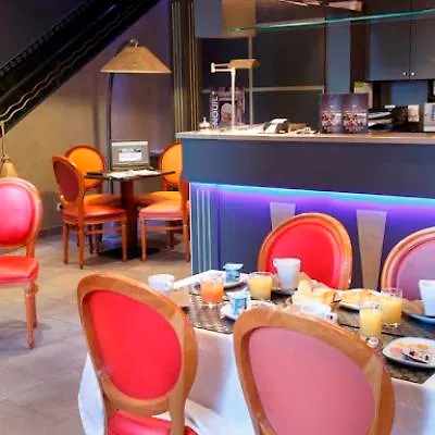 Hotel Adonis Vieux Port - Du Palais 3*