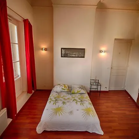 Apartment Les Du Vieux-port: Haussmannien