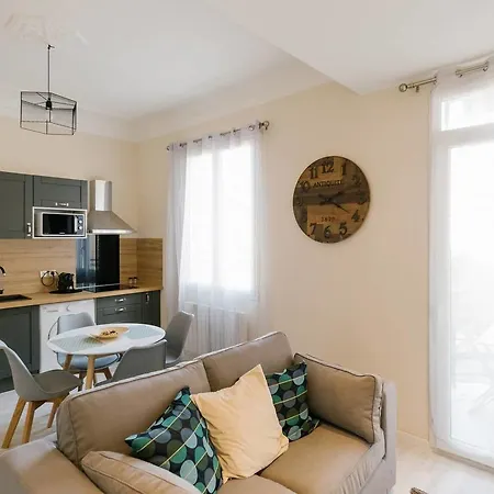 Flat Saint Charles Marseille