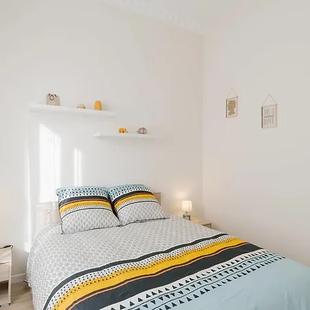 Flat Saint Charles *