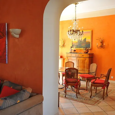 Valflor D'hotes Et 3* Marseille