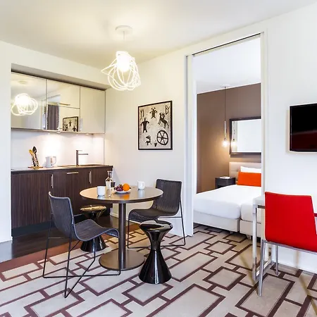 Hotel apartamentowy Adagio Timone Marsylia