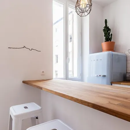 5 Sens Appartement *