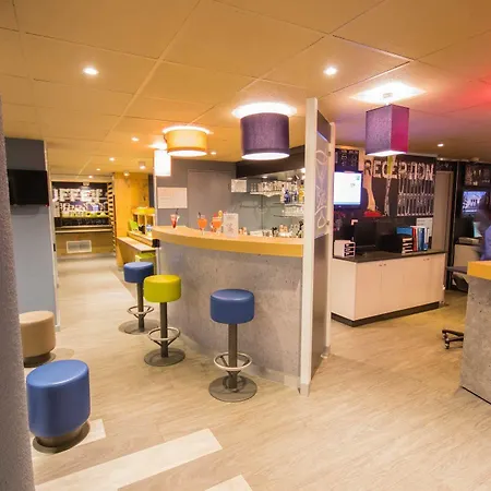 Ibis Budget Vieux Port Hotel 2*