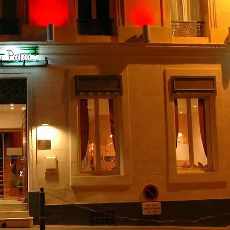 Adonis Vieux Port - Du Palais