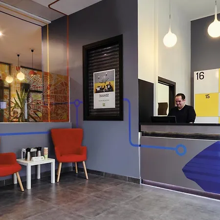 Hotel Ibis Styles Gare Saint-charles 3*