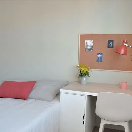 Апартаменты Confortable T4 Proche St-charles Марсель