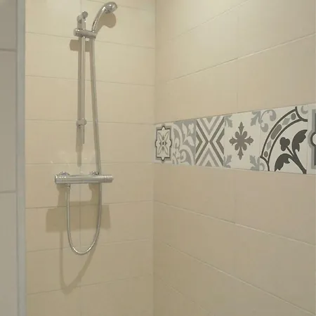 Апартаменты Confortable T4 Proche St-charles
