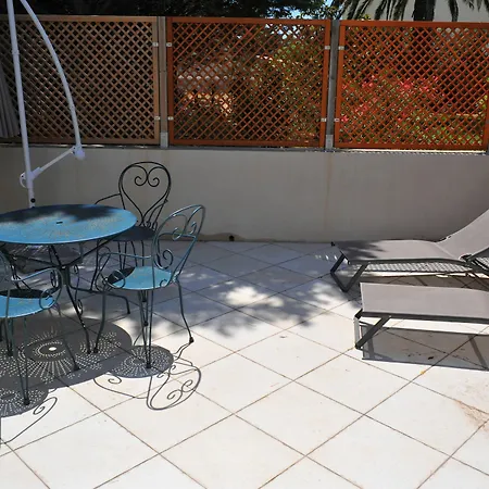 Valflor D'hotes Et 3* Marseille