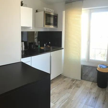 Design - 19 Perrin Apartment *