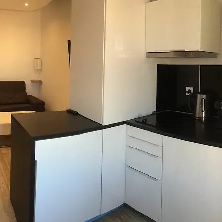 Design - 19 Perrin Marseille