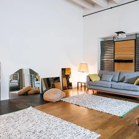 Les Lofts Du Vieux Port Apartment