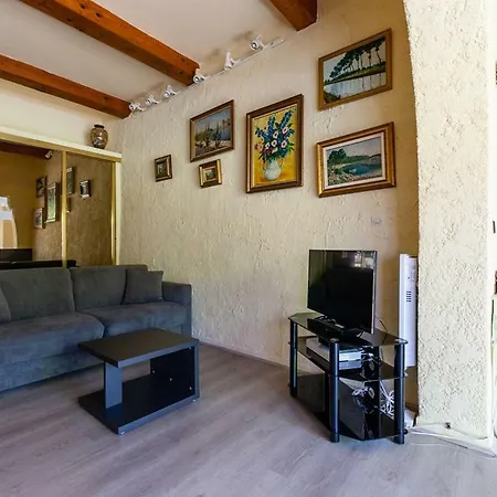 Apartment Au Vallon -terrasse De Reve Au Vallon Des Auffes
