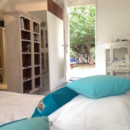 Guest house Vieux Port Panier Jardin