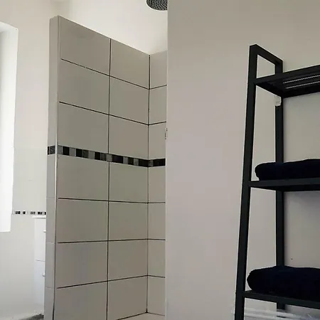 Belle De Main Apartment