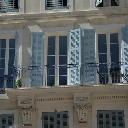 La Maison De L'opera * Marseilles