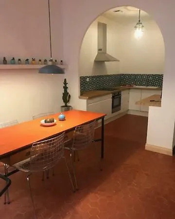 Le Cosmopolitain Apartment