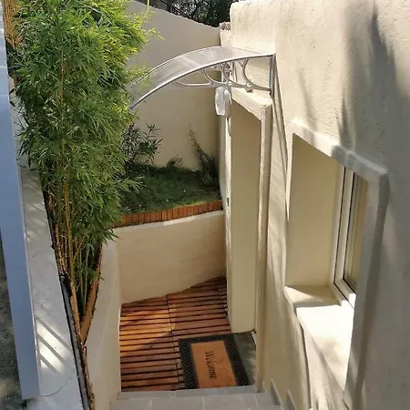 Petite Maison Dans Le Parc National Des Calanques Bed & Breakfast Marseille