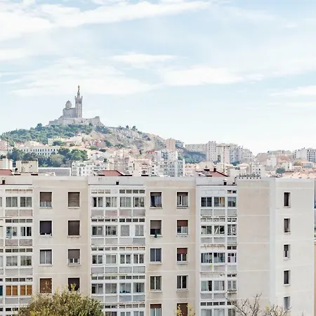 Appartement Vieux-port Vue Basilique Notre-dame Marseille