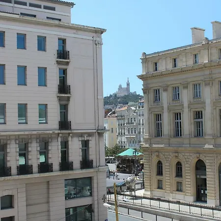 Homely Place Near Vieux Port Marseille