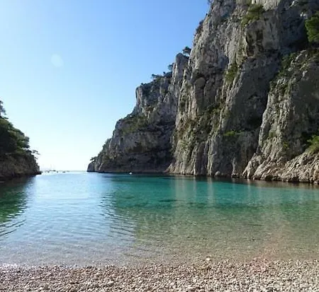 Petite Maison Dans Le Parc National Des Calanques Bed & Breakfast Marseille