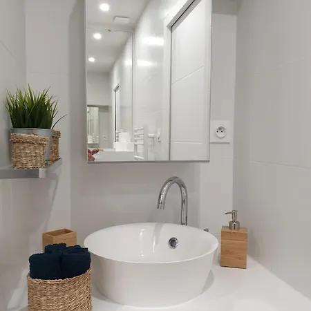 Loft Luxe Liberte Apartment